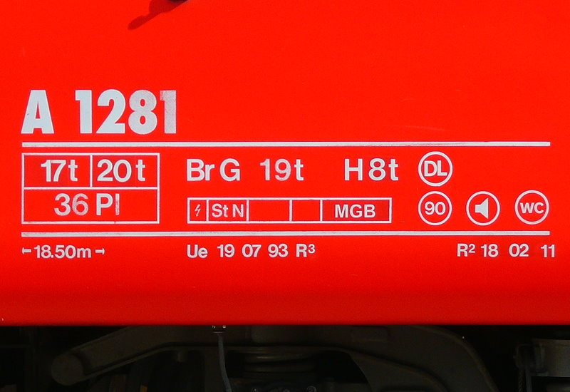 RhB - A 1281 am 15.07.2013 in Filisur - 1.Klasse Personenwagen - Einheitspersonenwagen Typ IV - bernahme 19.07.1993 - SWP - Anschriftenfeld

