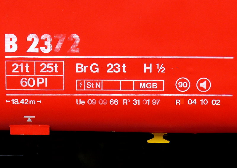 RhB - B 2372 am 25.07.2010 in St.Moritz - 2.Klasse Einheitspersonenwagen (Typ 1) - Anschriftenfeld
