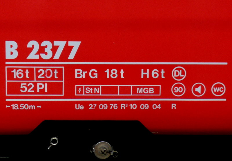 RhB - B 2377 am 30.07.2010 in St.Moritz - 2.Klasse Einheitspersonenwagen (Typ 2) - Anschriftenfeld
