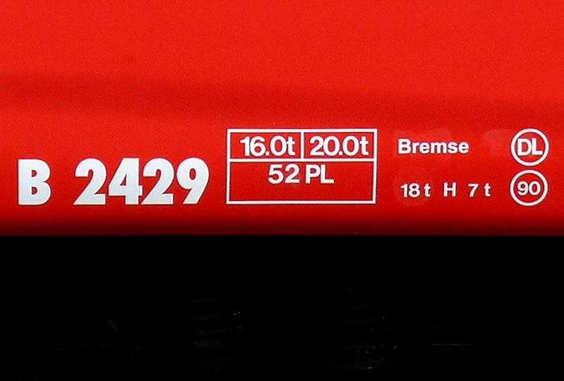 RhB - B 2429 am 27.07.2010 in St.Moritz - 2.Klasse Einheitspersonenwagen (Typ II) - Anschriftenfeld

