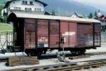 RhB - Xk 9075 II am 23.05.1998 in Trun - Gedeckter Dienstwagen (Materialwagen BM 2) 2-achsig mit 1 offenen Plattform - Baujahr 1931 - SIG - Gewicht 7,31t - Ladegewicht 12,50t - LP 8,57 m - zulssige
