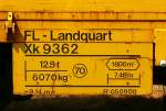 RhB - Xk 9362 am 18.07.2013 in Landquart - Niederbord Dienstwagen FL-Landquart (Infrastruktur Traktionsstrom Mobile Wagenvorheizanlage Nr. 3) - 2-achsig mit 1 offenen Plattform - Baujahr 1963 - JMR - Anschriftenfeld
