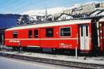 RhB - D 4225 - Gepckwagen am 31.3.1996 in St.Moritz - bernahme 15.04.1980 - SWS/SWP - Fahrzeuggewicht 14,00t - Zuladung 8,00t - LP 13,74m - zulssige Geschwindigkeit 90 km/h.- 2=16.09.1992 -