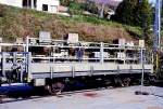 RhB - Lklp-v 7842 am 22.10.1998 in Scuol - Velo-Transportwagen 2-achsig mit 1 ofenen Plattform - Baujahr 1913 - Reich / RhB - Fahrzeuggewicht 5,40t - Zuladung 1,00t - LP 8,49m -zulssige