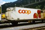 RhB - Lb 7871 am 01.09.2007 in Thusis - Container-Tragwagen 2-achsig mit COOP-Khlcontainer (Erdbeeren) - Baujahr 1963 - JMR - Gewicht 5,73t - LP 9,14m - Ladegewicht 14,00/17,00t - Zuladung/zulssige