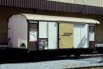 RhB - Gbk-v 5611 am 31.08.1993 in Pontresina - Gedeckter Gterwagen 2-achsig mit 1 offenen Plattform - Baujahr 1913 - Reichsh/Gestle - Gewicht 7,57t - Zuladung 12,50t - LP 8,49m - zulssige