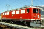 Lokomotiven/309468/rhb---ge-66-ii-701 RhB - Ge 6/6 II 701 'RAETIA' am 20.02.1998 in Thusis - Universallokomotive - bernahme 09.05.1958 - SLM4220/MFO/BBC - 1776 KW - Gewicht 65,00t - LP 14,50m - zulssige Geschwindigkeit 80 km/h - Logo RhB rhtoromanisch - 2=16.12.1993 1=17.07.1997- Hinweis: runde Scheinwerfer und Scherenpantograf, gescanntes Dia 

