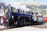 Lokomotiven/419178/rhb---g-45-108-am RhB - G 4/5 108 am 25.10.1997 in Davos Platz - Dampflok - Baujahr 1906 - SLM 1710 - in Betriebnahme 07.06.1906 - Gewicht 68,00t - 590 KW - LP 13,97m - zulssige Geschwindigkeit 45/30 km/h Tender voraus - =17.06.1991. Hinweis: Rangierfahrt

