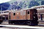 RhB - Ge 2/4 221 am 21.08.1991 in Samedan - Elektrische Umbaulokomotive - bernahme 06.04.1913 - SLM2306/BBC725 - 450 KW - Gewicht 30,00t - LP 8,70m - zulssige Geschwindigkeit 55 km/h -