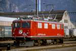 Lokomotiven/433232/rhb---ge-44-i-605 RhB - Ge 4/4 I 605 'SILVRETTA' am 26.04.1992 in Landquart - STRECKEN-LOKOMOTIVE - bernahme 12.03.1953 - SLM4080/MFO/BBC - 1184 KW - Gewicht 48,00t - LP 12,10m - zulssige Geschwindigkeit 80 km/h - 3=21.11.1988 - Logo RhB in rtoromanisch - noch mit Scherenpantografen
