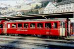 RhB - B 2454 am 02.03.1998 in St.Moritz - 2.Klasse verkrzter Einheitspersonenwagen (Typ II) fr Berninabahn  - bernahme 20.07.1972 - FFA/SWP - Fahrzeuggewicht 12,00t - Sitzpltze 48 - LP 14,90m -