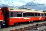 RhB - B 2497 am 05.09.1996 in Samedan - 2.Klasse verkrzter Einheitspersonenwagen (Typ IV) fr Bernin-Express mit braunen Fensterband  - bernahme 04.12.1992 - SWA - Fahrzeuggewicht 17,00t -