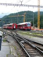 St. Moritz Gleis 3 links am 20.07.2014 mit einzigen Verbindungsleis zur Berninabahn, Blick Richtung Osten