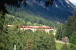 RhB Regio-Express 1140 von St.Moritz nach Chur am 21.08.2008 auf Albula-Viadukt III mit E-Lok Ge 4/4 III 642 - B 2264 - A 1228 - A 1282 - A 1283 - B 2392 - B 2432 - B 2367 - D 4215  