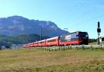 RhB - Regio-Express / Glacier-Express 1132 / 909 von St.Moritz nach Chur/Zermatt am 29.096.2009 zwischen Celerina und Samedan mit E-Lok Ge 4/4III 648 - A - A - B - B - B - DS - B - B - Bp - Bp - Bp -
