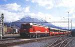 RhB Bernina-Express/Schnellzug 574 von Tirano/St.Moritz nach Chur am 20.08.1995 in Samedan mit E-Lok Ge 4/4 III 646 - A 1272 - B 2494 - B 2464 - B 2462 - B 2266 - B 2363 - A 1234 - A 1230 - B 2380 - B